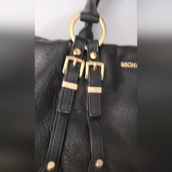 Michael Kors Black Leather Pebbled Purse Gold Hardware Studded Buckles Euc Clean - Picture 2 of 16